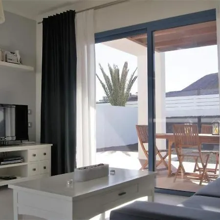 In Playa Blanca Sleeps 4 Includes Air Con And Wifi 3 Πλάγια Μπλάνκα